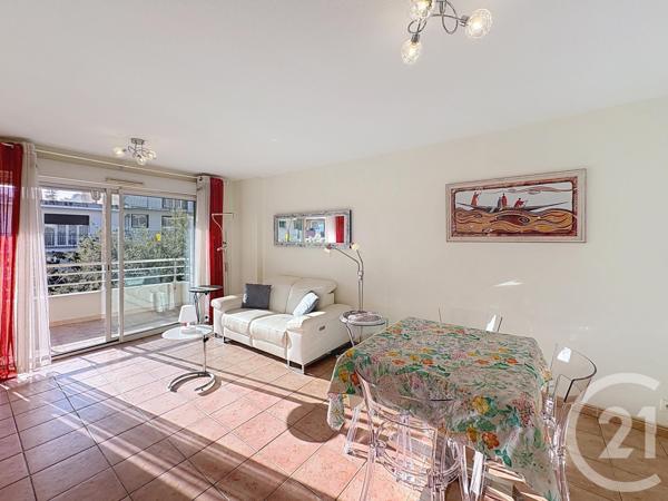 Appartement T3 à vendre  3 pièces - 61,44 m2 CAVALAIRE SUR MER - 83