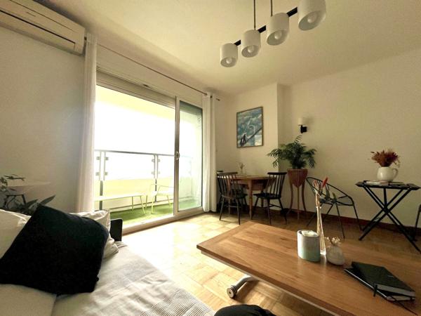 Marseille (13007) 2 pièces plage des Catalans,