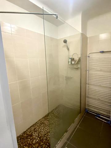 Marseille (13007) 2 pièces plage des Catalans,