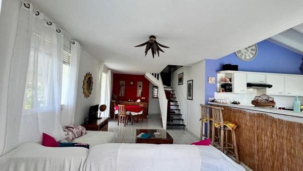 VILLA T5 avec PISCINE PRIVATIVE VUE MER & JARDIN