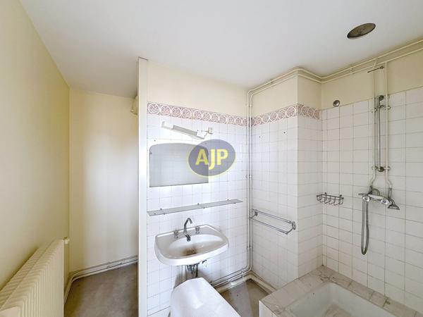 Vente appartement Bordeaux : 80 000 € - AJP Immobilier Bordeaux Nansouty