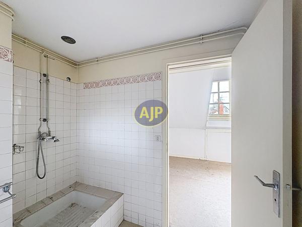Vente appartement Bordeaux : 80 000 € - AJP Immobilier Bordeaux Nansouty