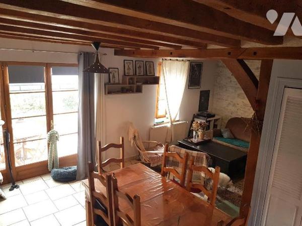 A VENDRE - MENNETOU SUR CHER (41) - Proche de l'ancienne cité médiévale et son accès direct au ...