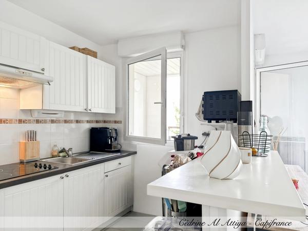 La Rochelle, Appartement à vendre 3 pièces 66m2, 1er étage, ascenseur, loggia, garage