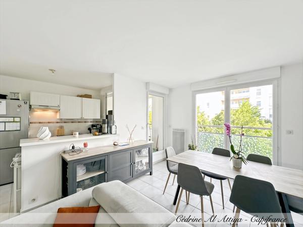 La Rochelle, Appartement à vendre 3 pièces 66m2, 1er étage, ascenseur, loggia, garage
