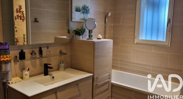 Maison à vendre 6 pièces 141 m² Sourcieux-les-Mines