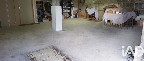 Maison à vendre 6 pièces 141 m² Sourcieux-les-Mines