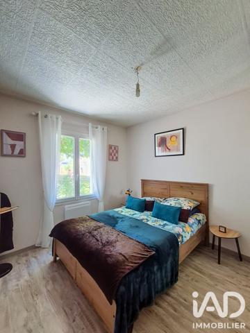 Maison à vendre 5 pièces 131 m² Saint-Pierre-le-Vieux