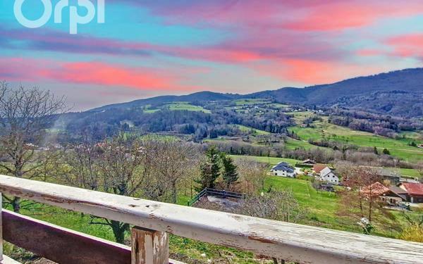 Maison à vendre    8 pièces • 232 m2 La Muraz