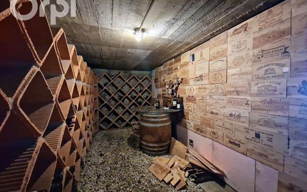 Maison à vendre    8 pièces • 232 m2 La Muraz