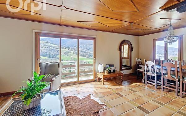 Maison à vendre    8 pièces • 232 m2 La Muraz