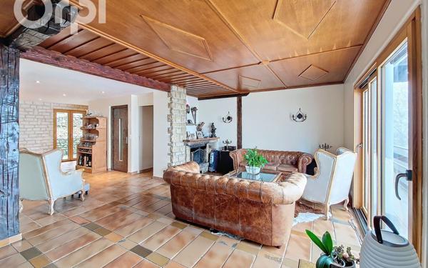 Maison à vendre    8 pièces • 232 m2 La Muraz