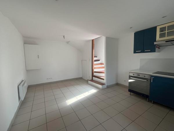 Beau Triplex de type F3 d'une superficie de 46,01m² situé sur la commune de BELLOY EN FRANCE