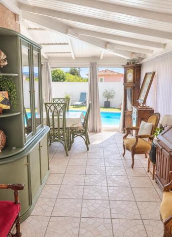 Nouveauté à Cuers maison de plain-pied avec piscine