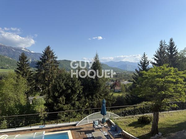 Maison familiale avec vue imprénable de 158.5 m²