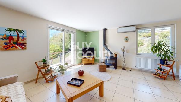 Maison familiale avec vue imprénable de 158.5 m²