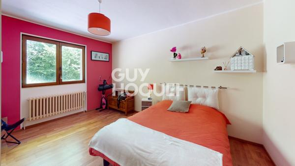 Maison familiale avec vue imprénable de 158.5 m²