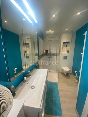 MAISON de FAMILLE 5 CHAMBRES ET APPARTEMENT LOCATIF