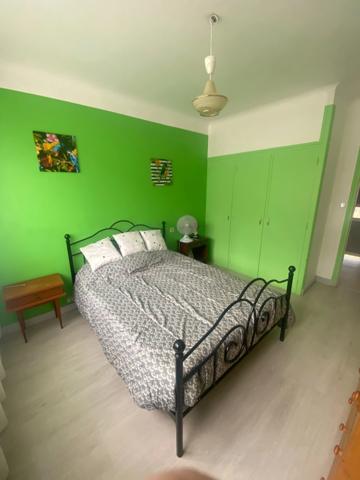 MAISON de FAMILLE 5 CHAMBRES ET APPARTEMENT LOCATIF