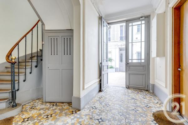 Appartement F1 à vendre  1 pièce - 18 m 2   PARIS  - 75017