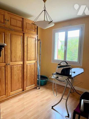 A VENDRE à AVALLON (89200), dans un quartier résidentiel, à proximité des écoles, commerces, pi...