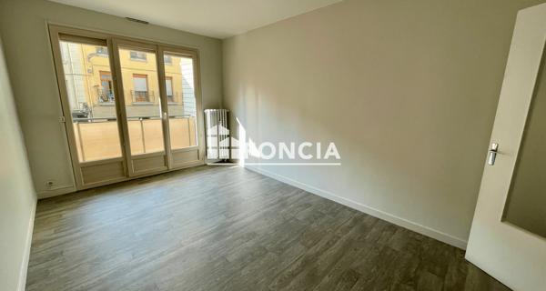 Location Appartement 3 pièces 72.05 m² - Saint-étienne 42000
