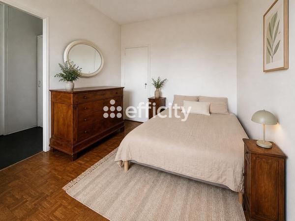 Appartement
         2 pièces
        - 56 m²