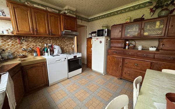 Maison à vendre    6 pièces • 135 m2 Saint-Just-en-Chaussée