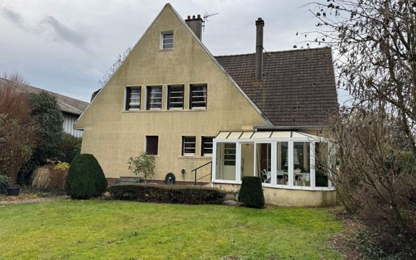 Maison à vendre    6 pièces • 135 m2 Saint-Just-en-Chaussée