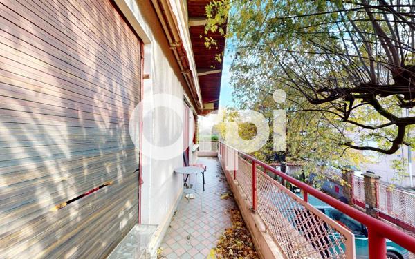 Maison à vendre    4 pièces • 141,16 m2 Bron