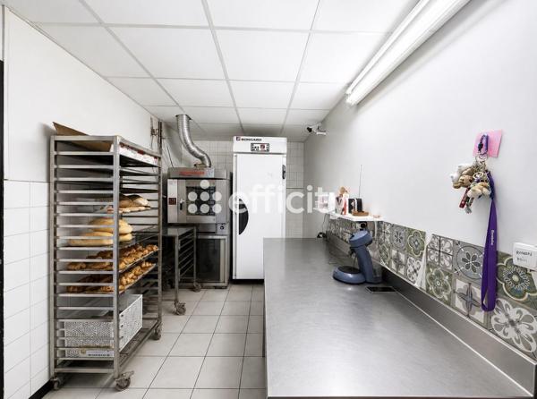 Fonds De Commerce
        
        - 53 m² Exclusivité 58 000 € *
