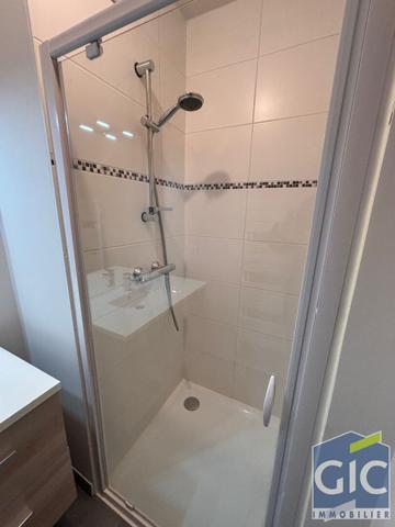 A LOUER F3 RECENT AVEC BALCON TERRASSE ET PARKING - RESIDENCE LE PANORAMIK, Caen 14000