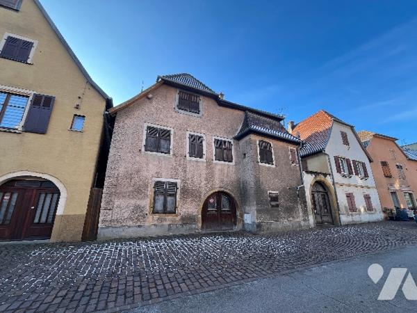 MAISON DE VILLE - ENVIRON 120 M²