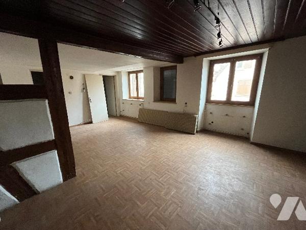 MAISON DE VILLE - ENVIRON 120 M²