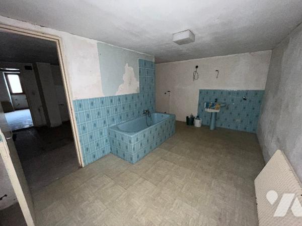 MAISON DE VILLE - ENVIRON 120 M²