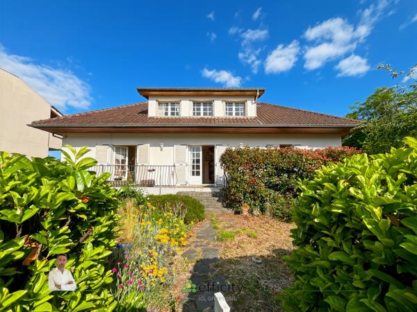 Maison 9 pièces - 160 m²