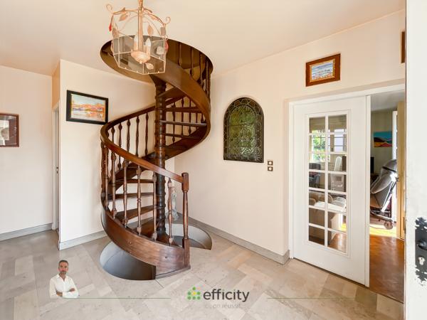 Maison 9 pièces - 160 m²