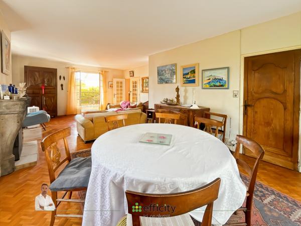 Maison 9 pièces - 160 m²