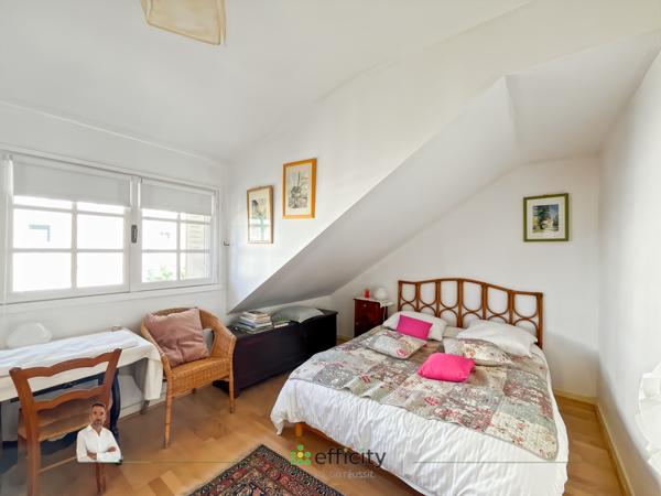 Maison 9 pièces - 160 m²