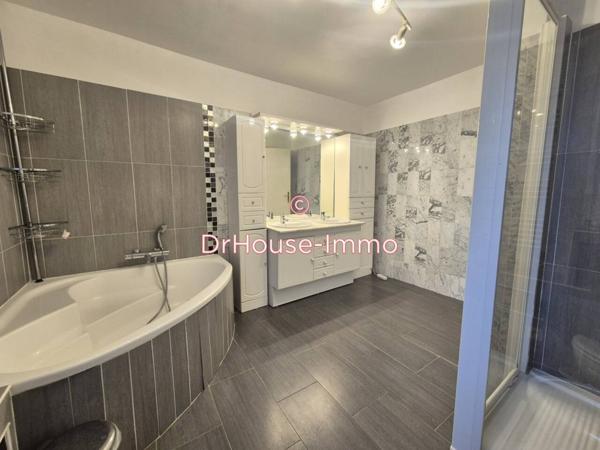 Maison à vendre 8 pièces de 140 m²