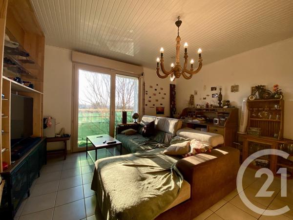 Appartement T3 à vendre  3 pièces - 56,55 m2 ST GENIX SUR GUIERS - 73