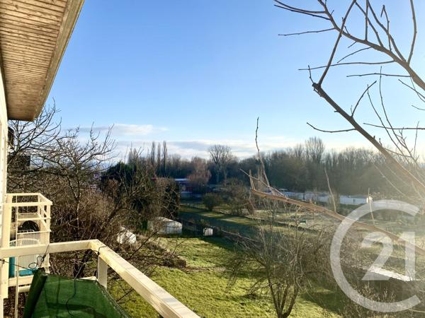 Appartement T3 à vendre  3 pièces - 56,55 m2 ST GENIX SUR GUIERS - 73