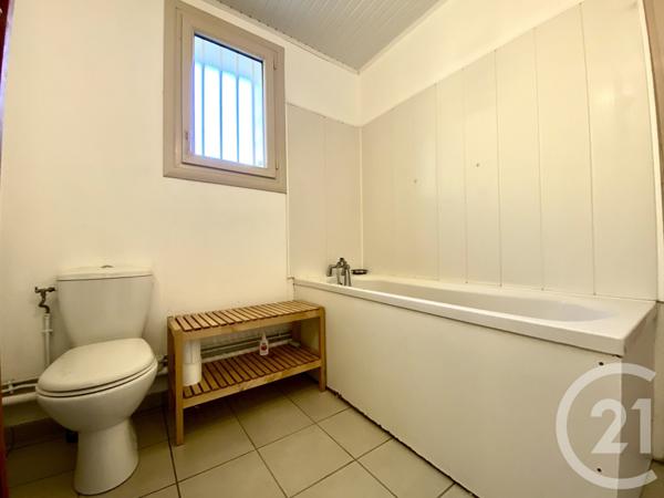 Appartement T3 à vendre  3 pièces - 56,55 m2 ST GENIX SUR GUIERS - 73