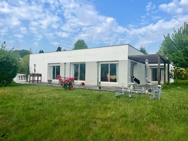 Maison de plain-pied de 145 m² à Saint-Avé, aux portes de Vannes