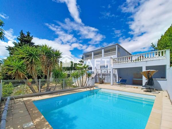 Propriété avec villa de 224 m² + dépendances sur un terrain de 3700 m² - 7 chambres, terrasses, piscine, vue panoramique.