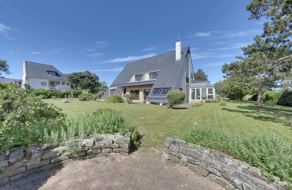 Belle maison d'architecte vue mer Clohars Carnoet  VENDU