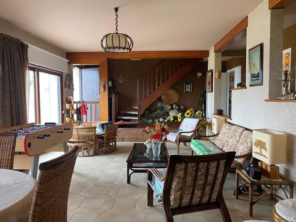 Belle maison d'architecte vue mer Clohars Carnoet  VENDU