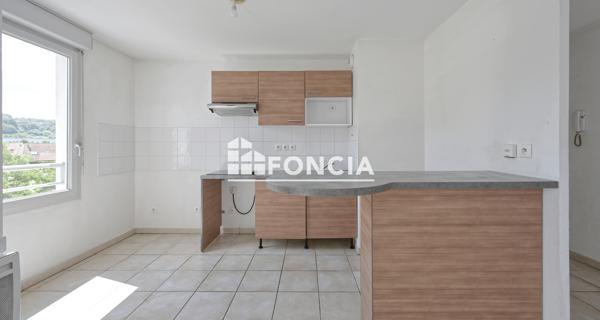 À vendre Appartement 3 pièces 63 m² - La Verpillière 38290