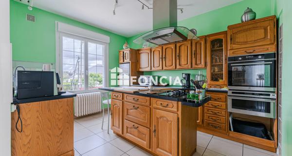 À vendre Maison 6 pièces 171 m² - Amboise 37400