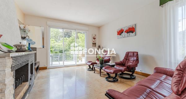 À vendre Maison 6 pièces 171 m² - Amboise 37400